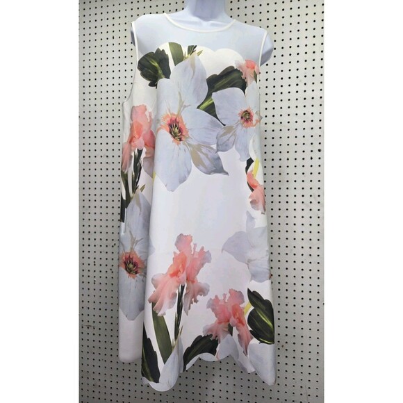 Ted Baker Dresses & Skirts - BNWT TED BAKER Caprila Chatsworth Bloom Scalloped  Cocktail Dress Sz 5 US 10-12